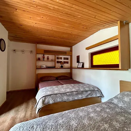 Holiday home Family House Zbilje *